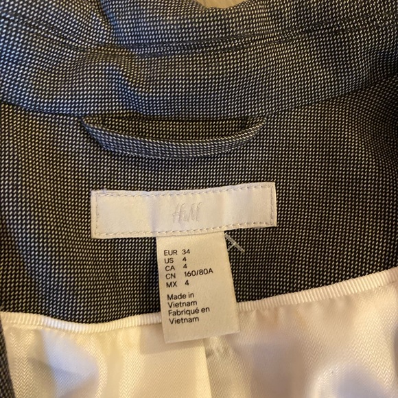 H&M Blazer w/ pencil skirt set- Like new, grey - Picture 4 of 8